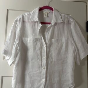 Woman’s oversized White Short Sleeve linen Shirt